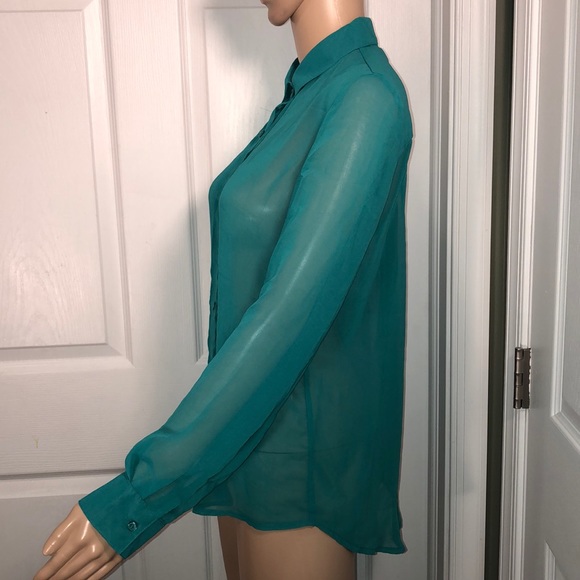 Ambiance Apparel Green Top. NWT. M - Picture 3 of 7